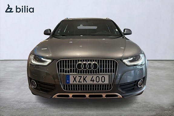 Audi A4 allroad 2 of 23