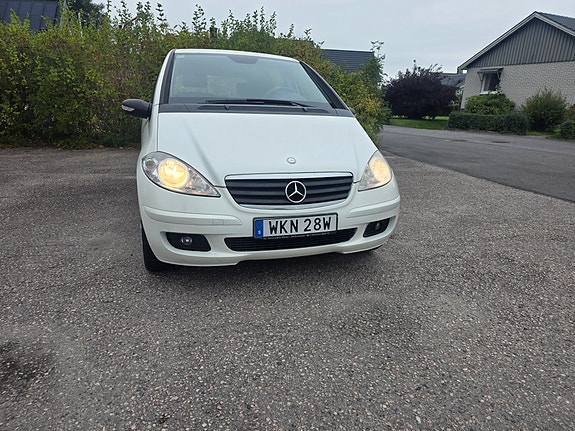 Mercedes-Benz A150 3 of 6