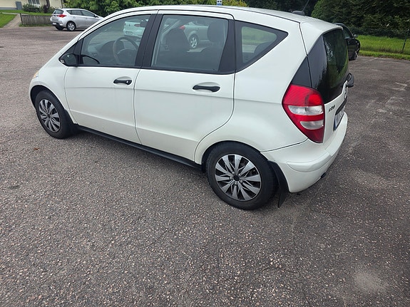 Mercedes-Benz A150 6 of 6