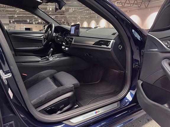 BMW 520d 15 of 20