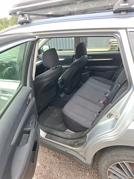 Subaru Outback 15 of 19