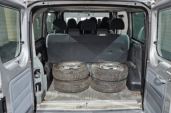 Ford Transit 11 of 14