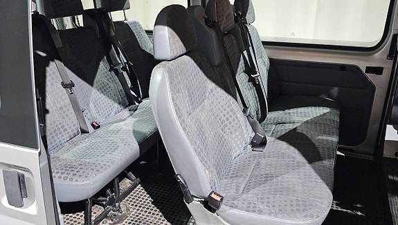 Ford Transit 10 of 14