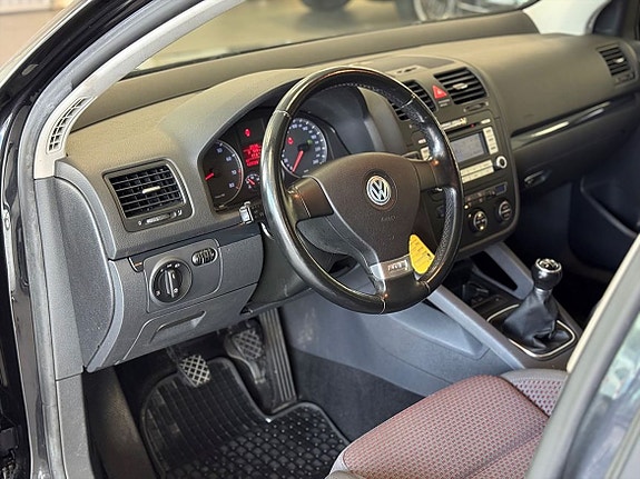 Volkswagen Golf I 9 of 18