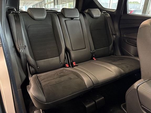 Ford Kuga 13 of 28