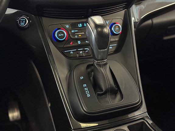 Ford Kuga 16 of 28