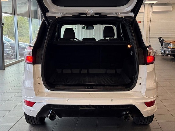 Ford Kuga 26 of 28