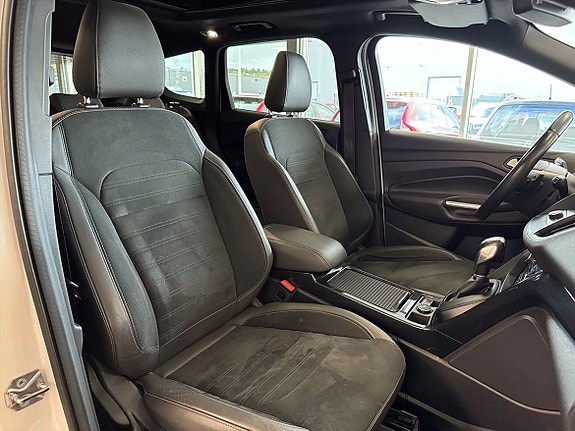 Ford Kuga 12 of 28