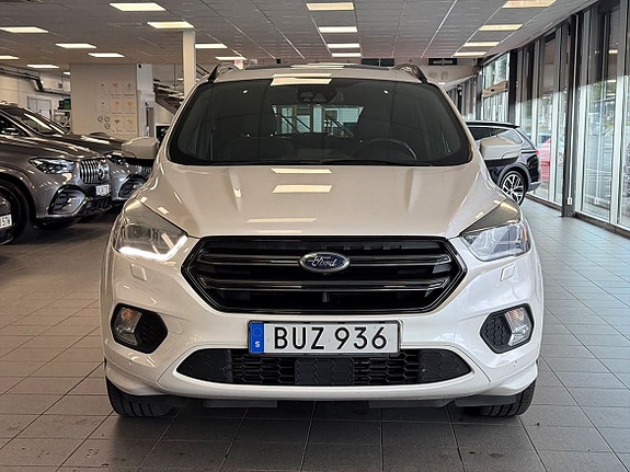 Ford Kuga 7 of 28