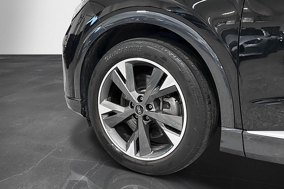 Audi Q4 e-tron 23 of 24