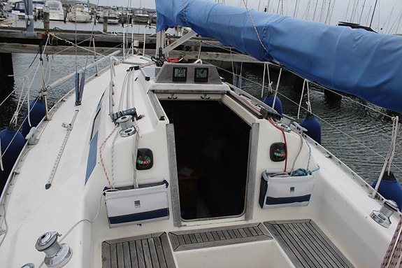 Hanse 291 3 of 14
