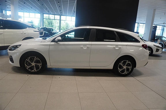 Hyundai i30 3 of 12