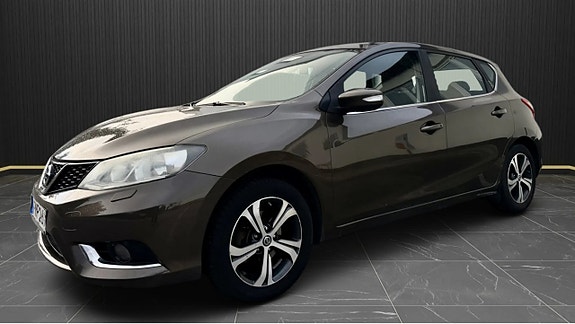 Nissan Pulsar 2 of 8