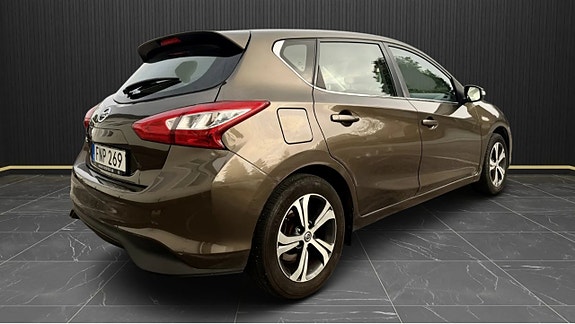 Nissan Pulsar 4 of 8
