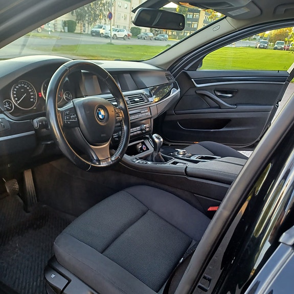 BMW 520d 6 of 7