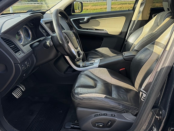 Volvo XC60 5 of 7