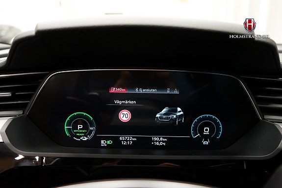 Audi Q8 18 of 28
