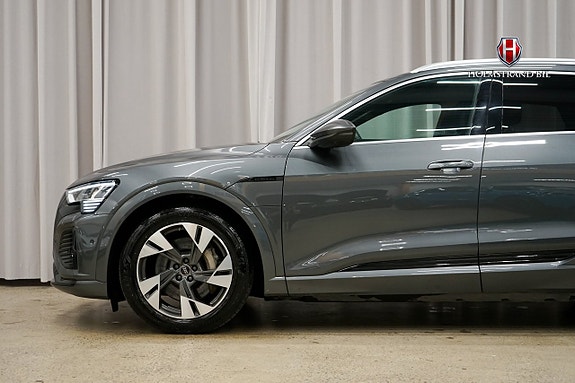 Audi Q8 7 of 28