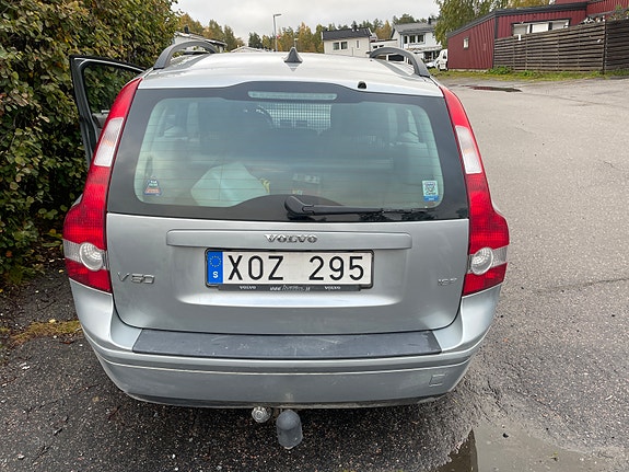 Volvo V50 8 of 11