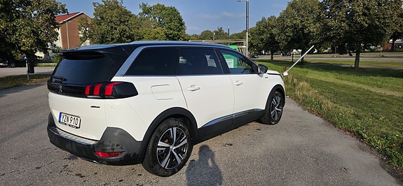 Peugeot 5008 6 of 12