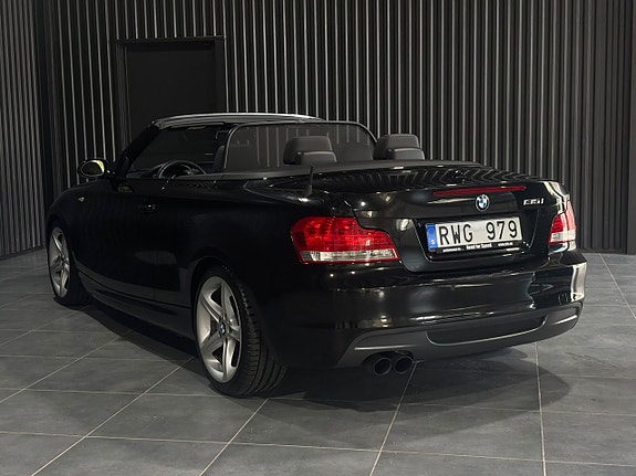 BMW 135i 5 of 19