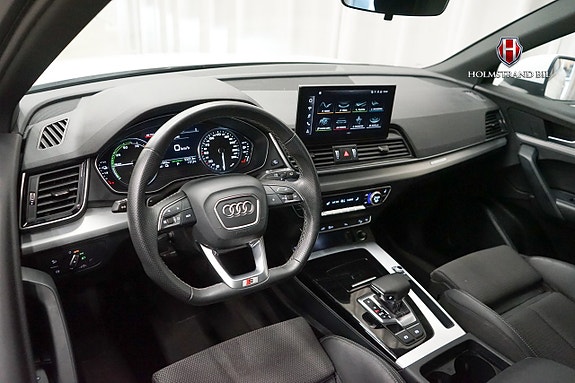 Audi Q5 9 of 22