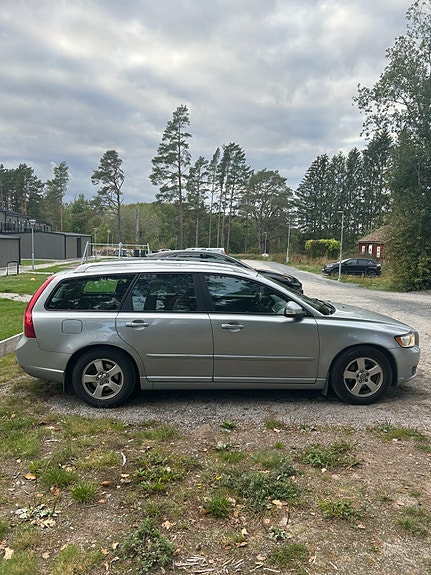 Volvo V50 3 of 14