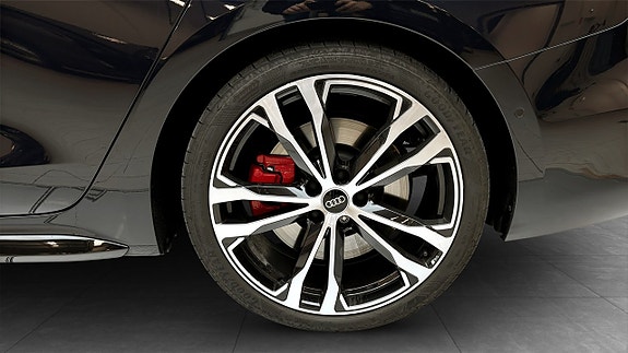 Audi A5 6 of 16