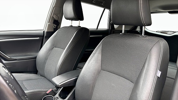 Toyota Verso 8 of 15