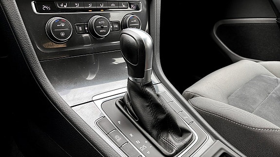 Volkswagen Golf I 13 of 16