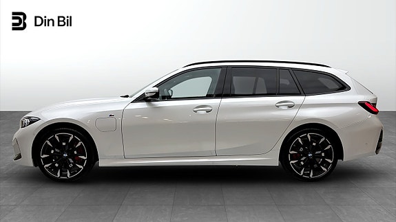 BMW 330e 2 of 17
