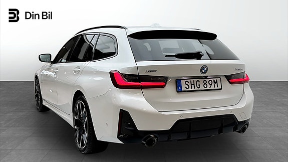 BMW 330e 3 of 17