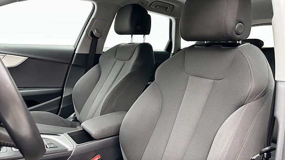 Audi A4 8 of 16