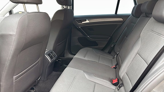 Volkswagen Golf I 11 of 15