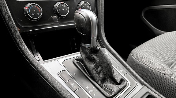 Volkswagen Golf I 13 of 15