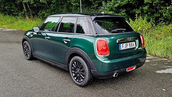 MINI Cooper 4 of 8