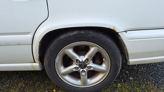 Volvo V70 6 of 10