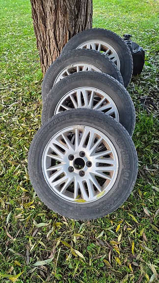 Volvo V70 9 of 10