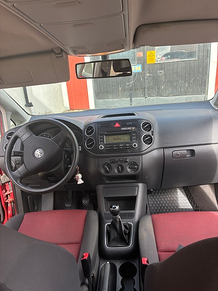 Volkswagen Golf Plus 9 of 9