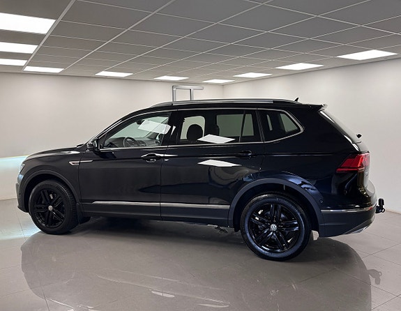 Volkswagen Tiguan Allspace 12 of 15
