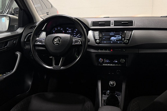 Skoda Fabia 13 of 29