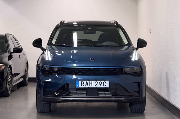Lynk & Co 01 2 of 30