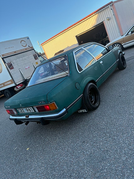 Opel Rekord 4 of 11