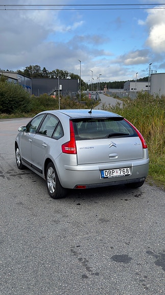Citroen C4 4 of 8