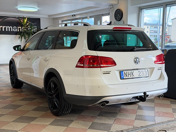 Volkswagen Passat Alltrack 7 of 28