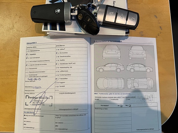 Volkswagen Passat Alltrack 22 of 28