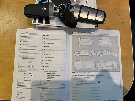 Volkswagen Passat Alltrack 19 of 28