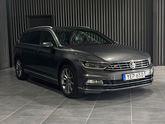 Volkswagen Passat 3 of 22