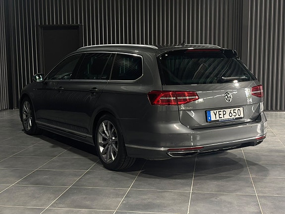 Volkswagen Passat 6 of 22