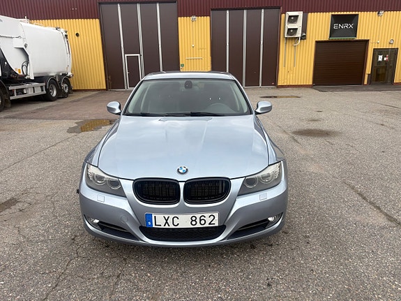BMW 320d 6 of 14